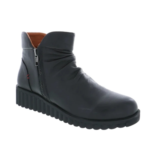 Biza Shoes - Biza “Eve” Leather Ankle Boots – Size 37 (US 6.5–7)